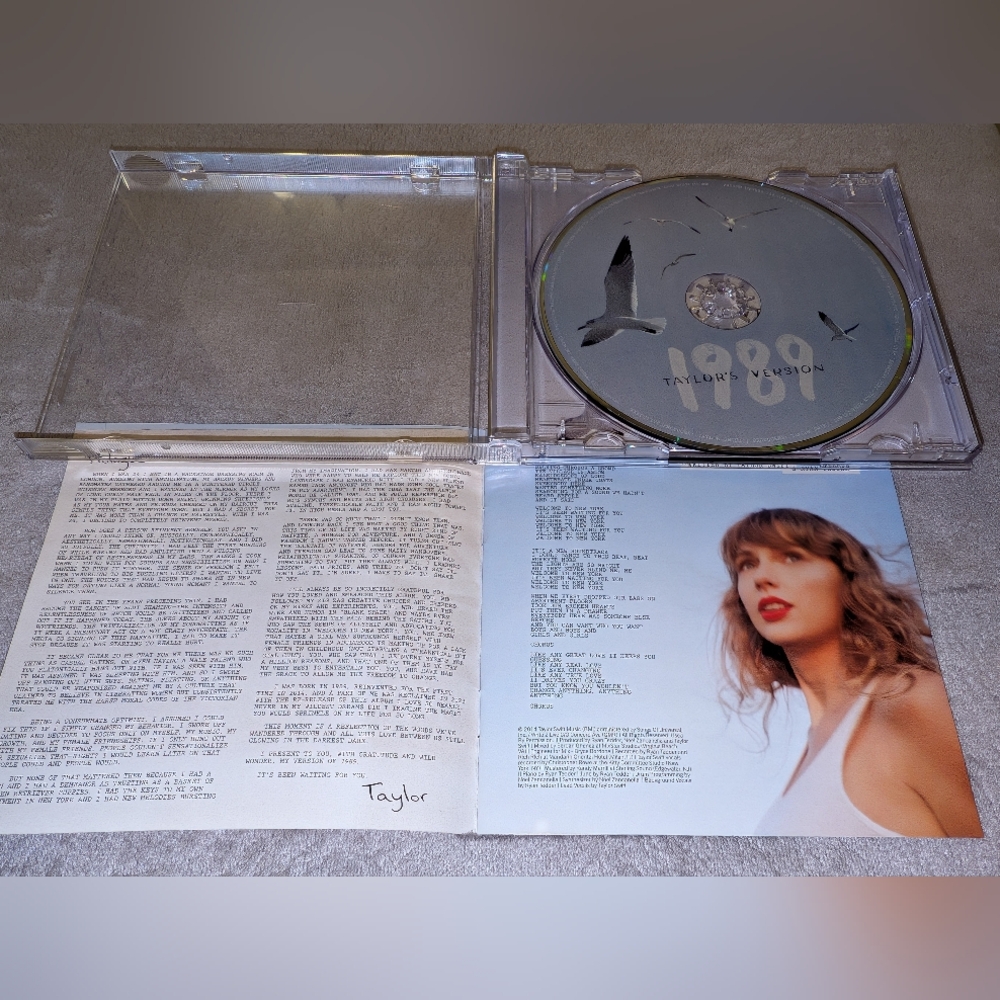 Taylor Swift 1989 Taylors Version CD - Picture 6 of 9